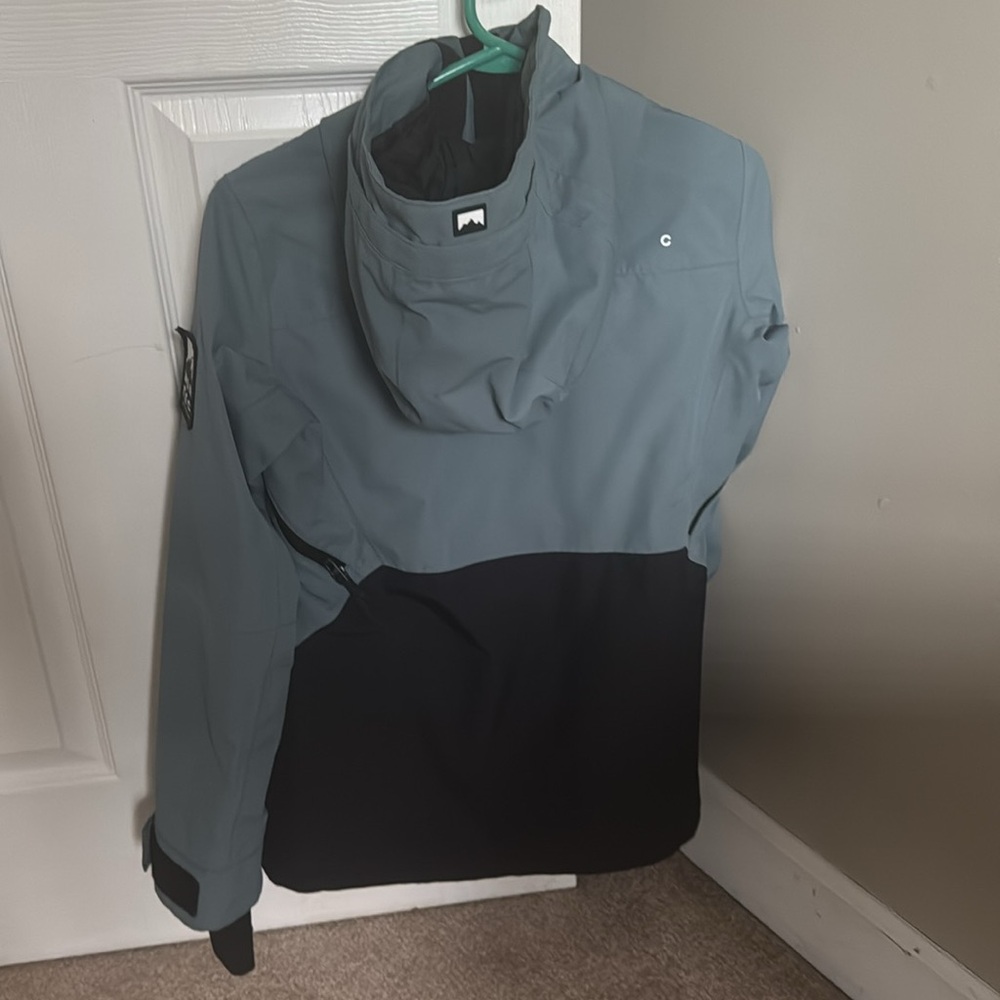 Montec Gray and Black Jacket - Picture 2 of 4